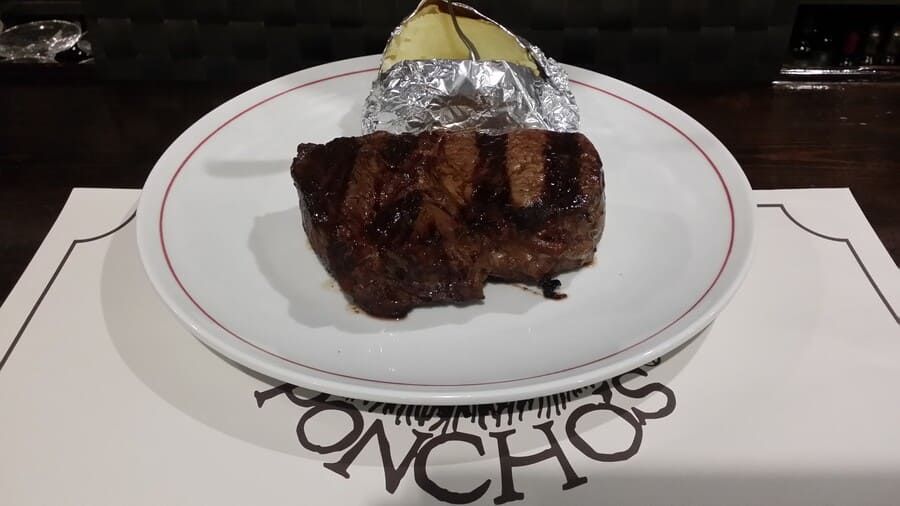Restaurante Poncho's carne